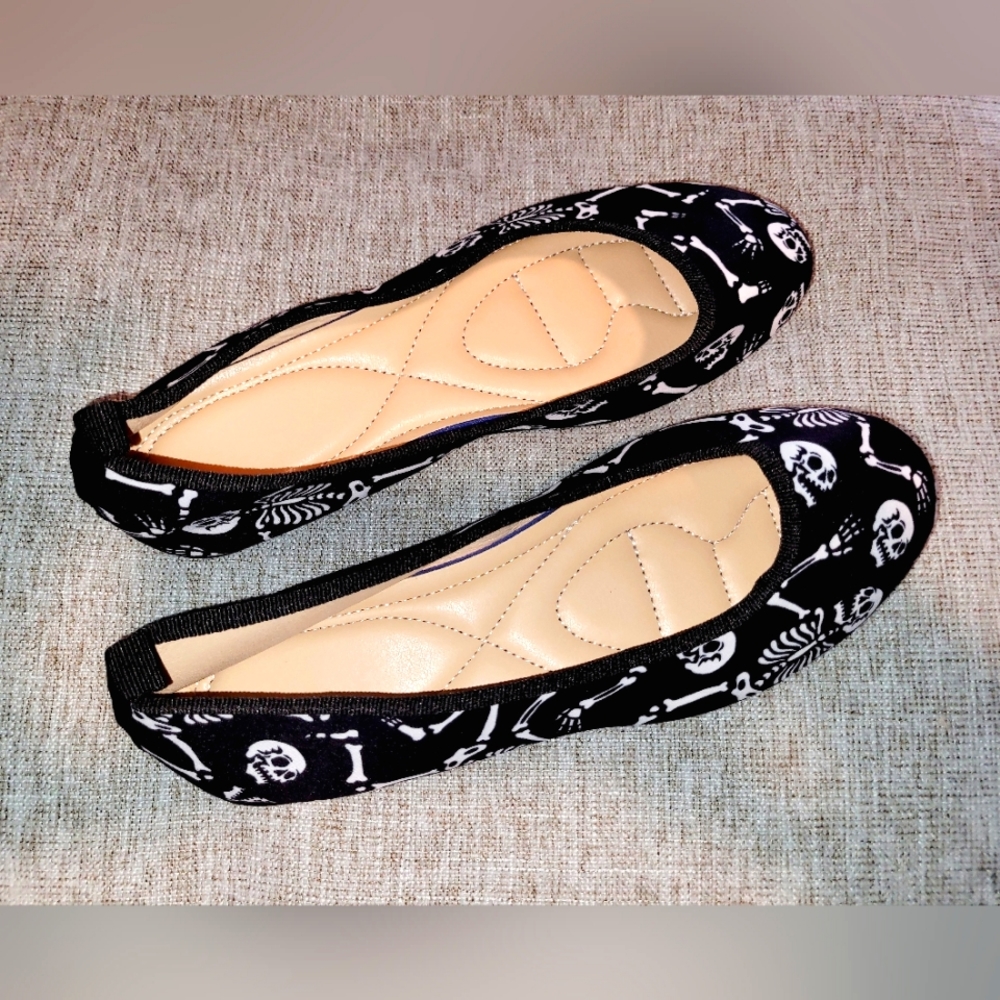 Skeleton Pattern Ballet Flats